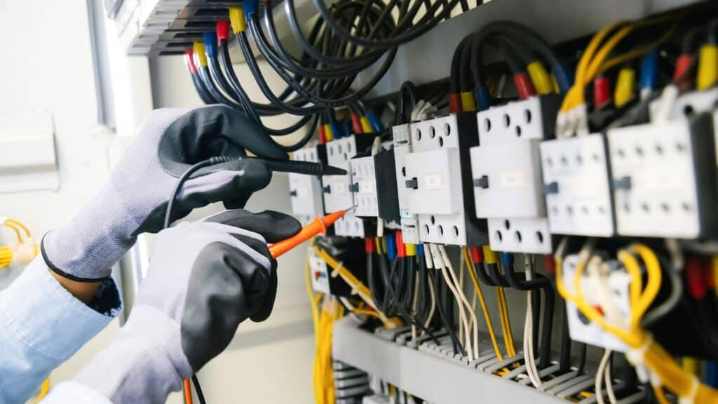 Elektrotechniker und Elektroingenieure